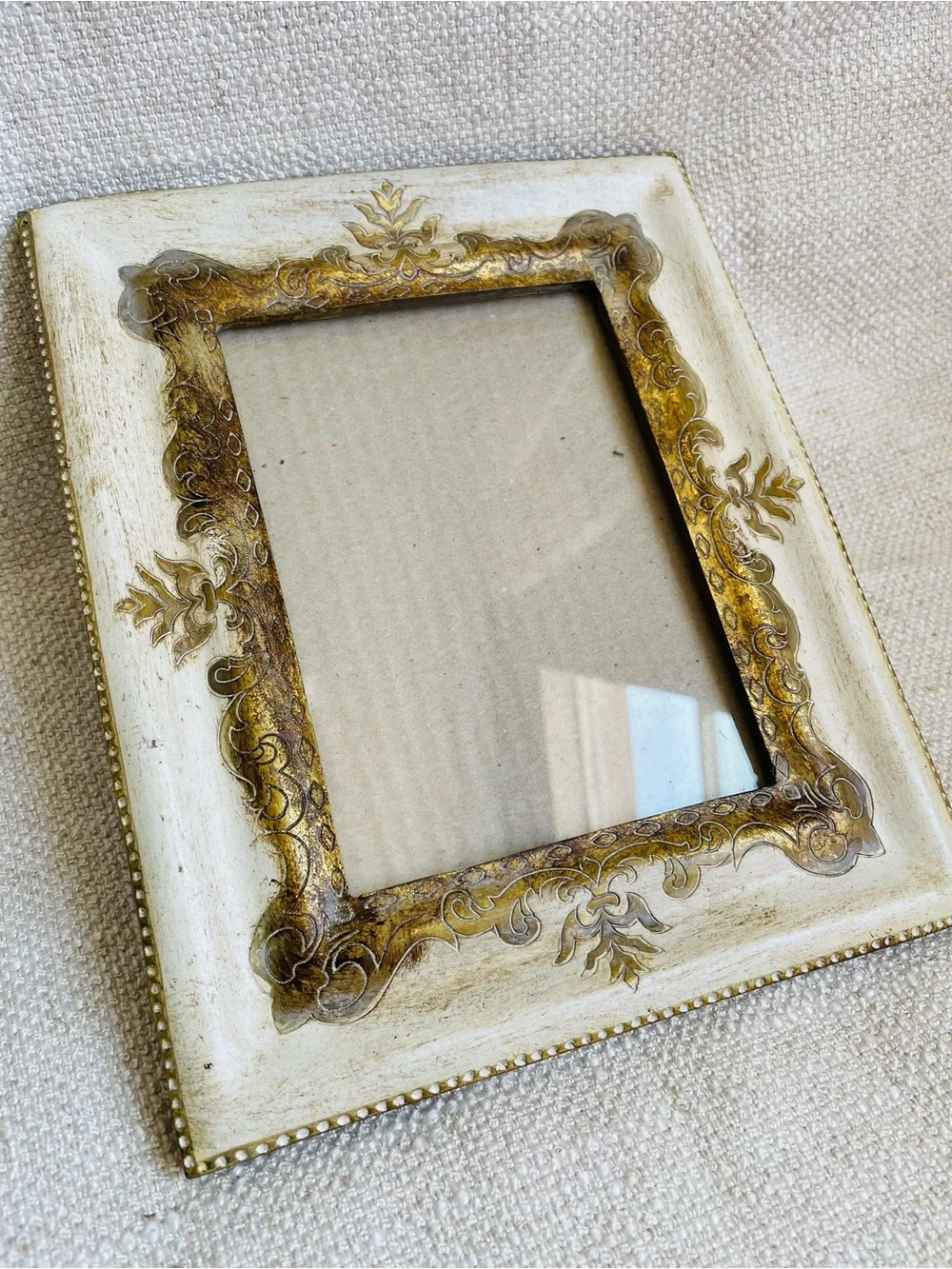 Decorative Gold and Cream Ornate Standalone Photo Frame Fits 5x7